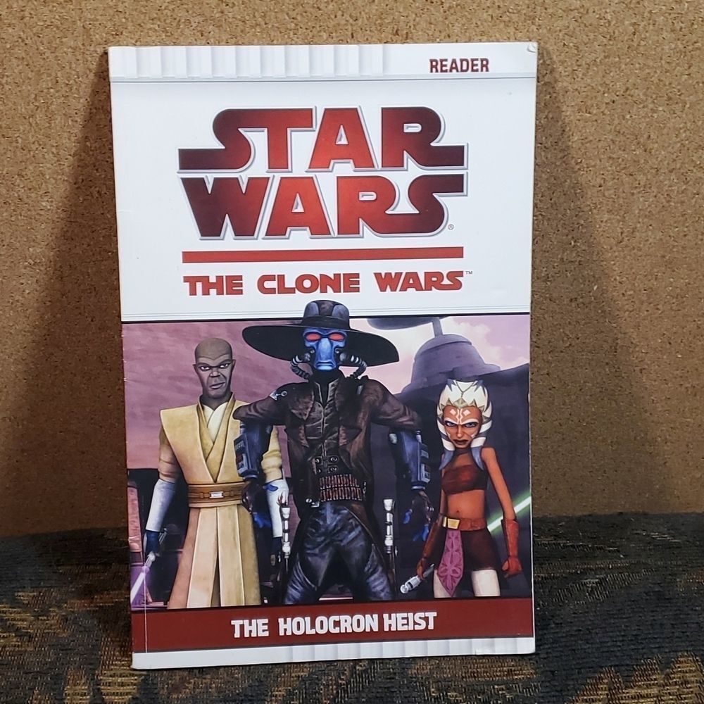 Star Wars The Clone Wars- The Holocron Heist by Rob Valois- Paperback